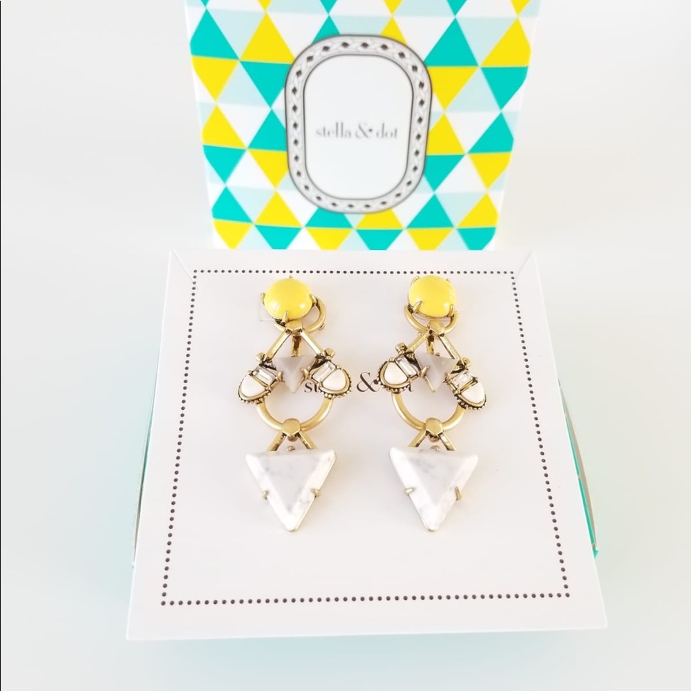 SOLD!! Stella & Dot Earrings